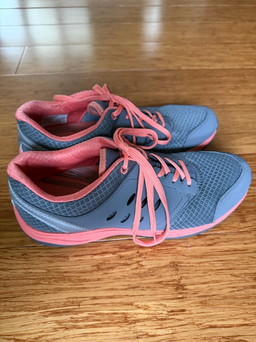 Vionic Venture Walking Sneakers - Grey & Pink 9.5